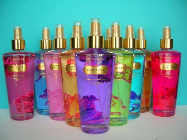 VICTORIA SECRET REFRESHING BODY MIST MIX & MATCH LOT 6
